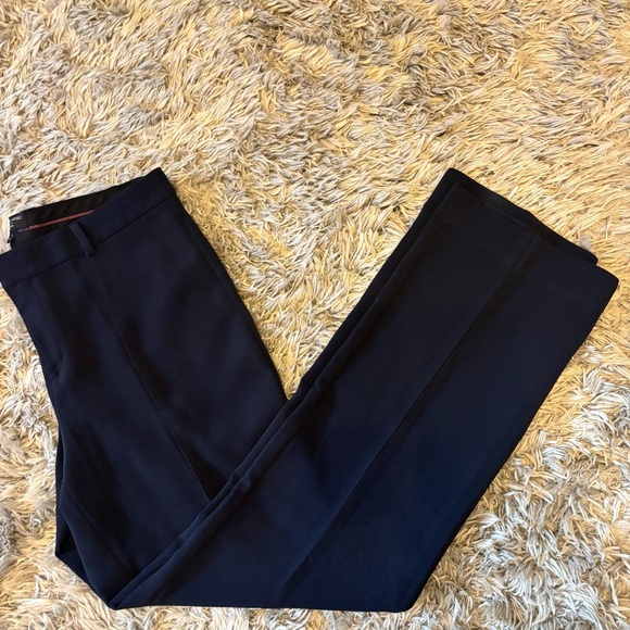 Banana Republic Logan Tie Waist Wide Leg Slack/Trouser/Pant. Dark navy, size 10 - Picture 3 of 13